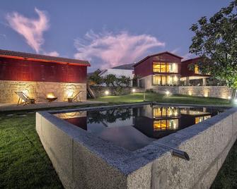 Quintãs Farm Houses - Arouca - Piscina