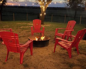 Crooked F Ranch - Stephenville - Patio
