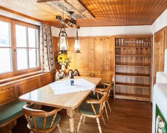 Chalet Appartement Alpenherz - Saalbach - Salle à manger