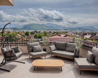 Tampaview Aparthotel - Braşov - Balcone