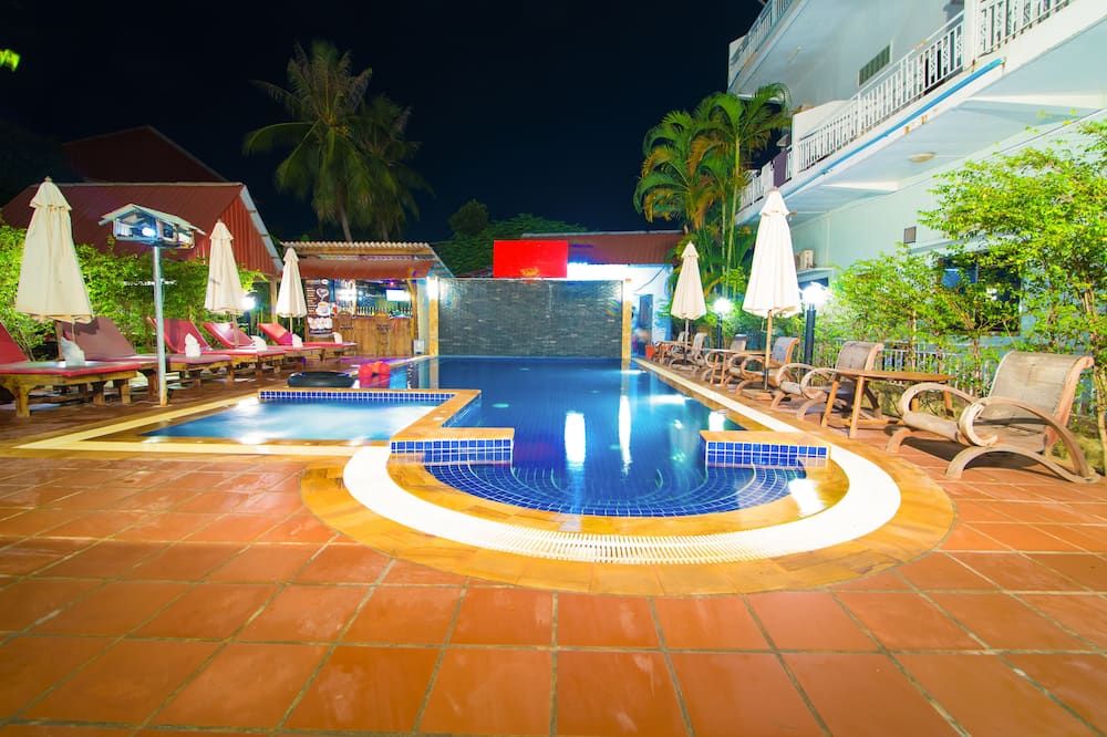 بلوسومينج رومدول بوتيك - هوستل