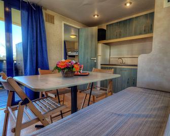 Flaminio Village Bungalow Park - Rome - Dining room