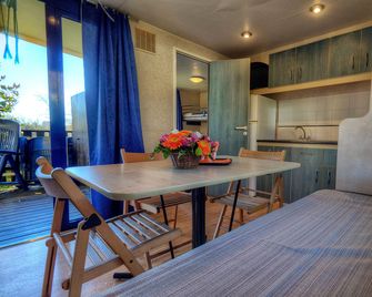 Flaminio Village Bungalow Park - Rome - Dining room