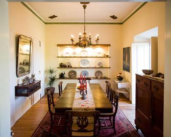 Casa do Castelo - Peniche - Yemek odası