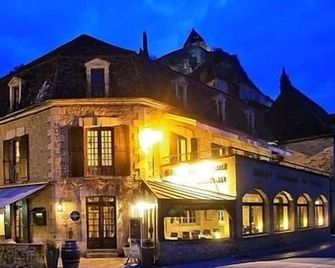 Hotel Du Chateau - Meyrals - Bâtiment