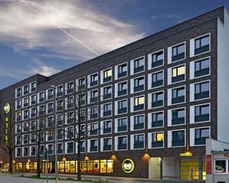 B&B Hotel Hamburg City-Ost - Hamburg - Building