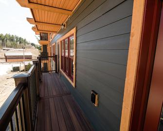 Kearsarge Brook Condominiums at Cranmore - North Conway - Balcony