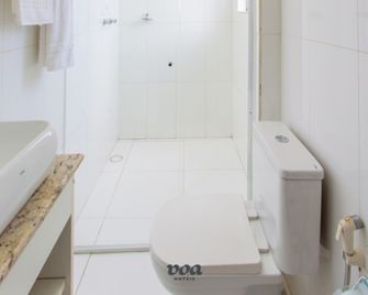 Voa Convenience Hotel - Jundiaí - Bathroom