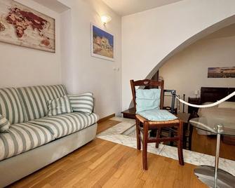 Casa Gialla - Canino - Sala de estar