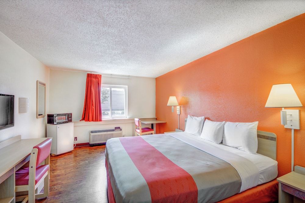 Motel 6 Wichita East - וויצי'טה - חדר שינה