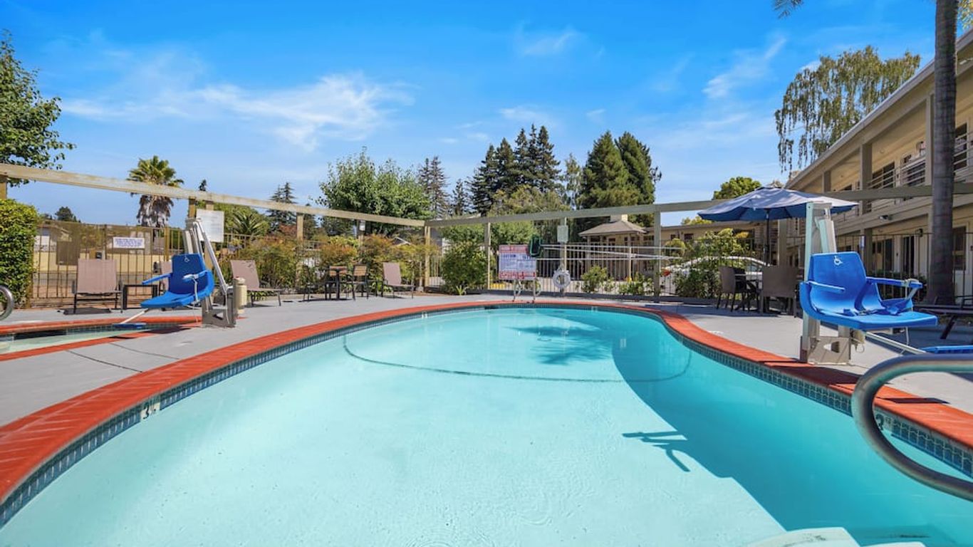 Comfort Inn Santa Cruz North