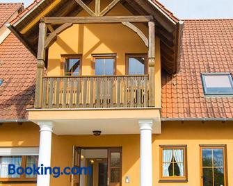 Steigerwaldpension - Abtswind - Gebäude