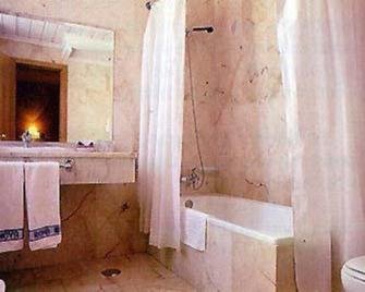 Nova Roma - Merida - Bathroom