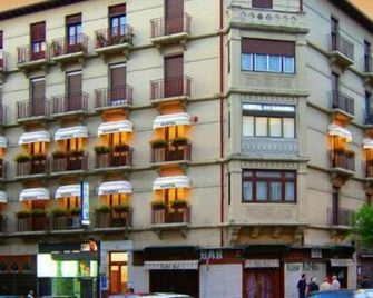 Hostal Navarra - Pamplona - Κτίριο