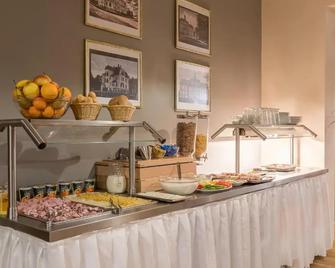 Villa Grohmann - Lipova Lazne - Buffet