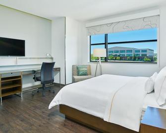 Element Denver Park Meadows - Lone Tree - Bedroom