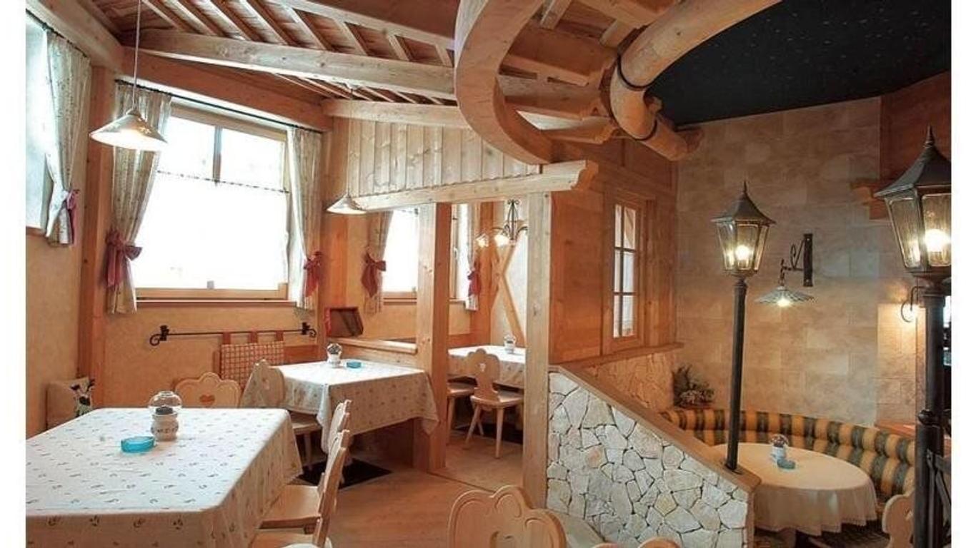 Hotel Pordoi