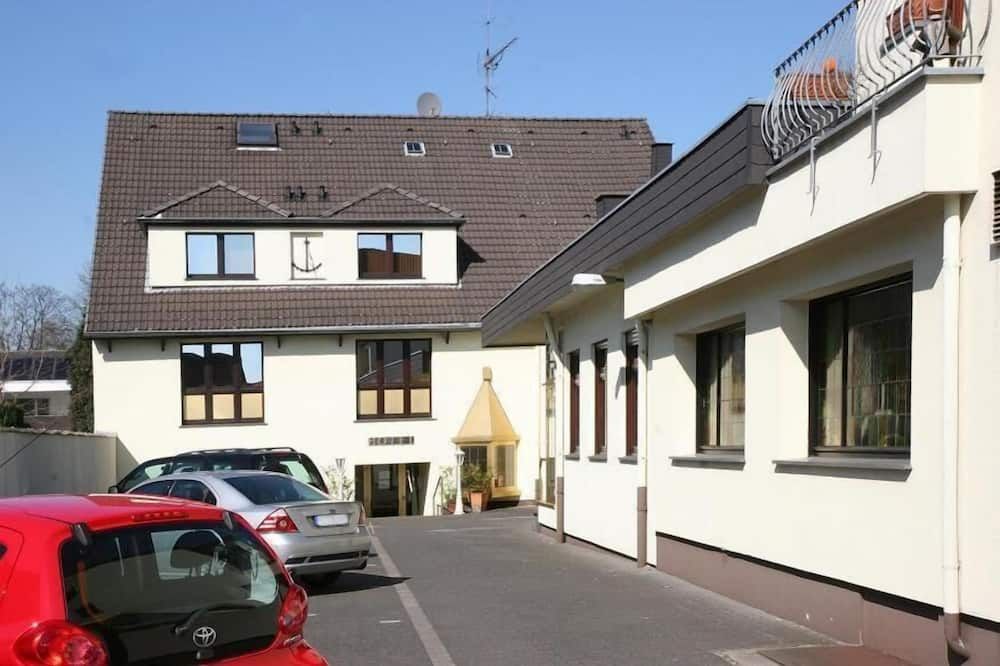 Hotel Flora - Dormagen - Gebouw