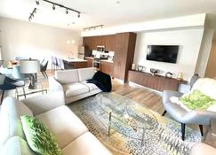 Brand New 3-Bedroom Condo in the Heart of Sidney - Sidney - Living room