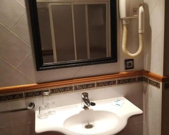 Hotel Condes De Lemos España - Monforte de Lemos - Baño