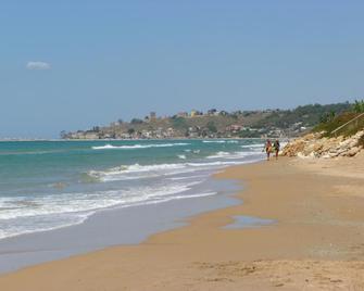 Villa Fiori Beach - Menfi - Beach