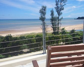 Arimabaru Beach Resort - Motobu - Balkon