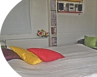 B & B 2 Hoog - Лелістад - Спальня