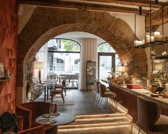 Petit Hôtel Confidentiel - Chambéry - Bar