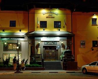 Hamilton's Bed & Breakfast - Belgorod - Building