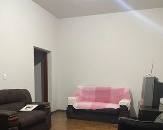 Apartamento Temporada - Passos - Huiskamer
