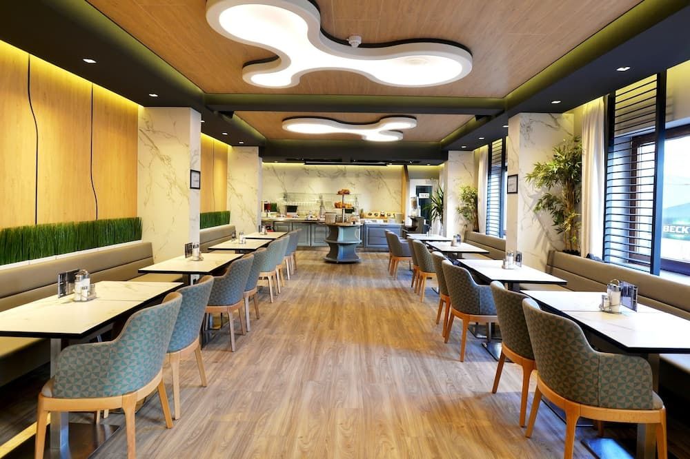 سانت يوزيف هوتل هامبورج ريبربان سانت باولي كيتس - هامبورغ - مطعم