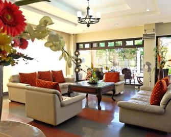 Palmbeach Resort & Spa - Lapu-Lapu City