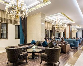Villa Side Residence - Side - Lounge