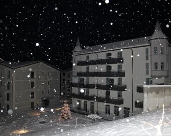 Emma's B&B - Self Check-in Hotel - Lungern - Gebouw