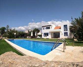 House with pool and garden ideal for families - Sant Jordi de ses Salines - Pool
