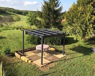 Ideal romantic stay, in the countryside 5 minutes from the center - Saint-Cyprien - Patio