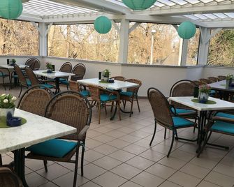 Hotel & Restaurant Park Cafe Isa - Ερφούρτη - Εστιατόριο