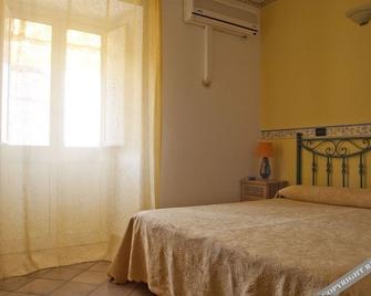 B&B Giuseppe Verdi - Catania - Bedroom