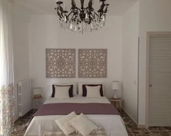 Il Piccolo Attico - Caltagirone - Bedroom