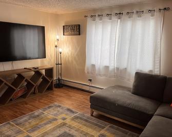 Beautiful downtown Anchorage 1 - Anchorage - Phòng khách