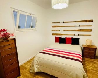 Salty Home's - Foz do Arelho - Schlafzimmer