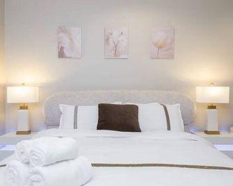 Stylish Home in Van West Side Near Yvr&dt - Vancouver