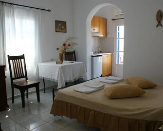 Pension Hlias - Chora Amorgos - Chora