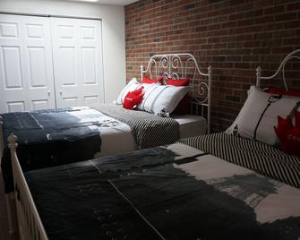 Margie Townhome Suites - Toronto - Bedroom
