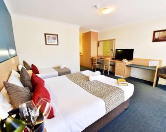 Diplomat Hotel Alice Springs - Alice Springs - Bedroom