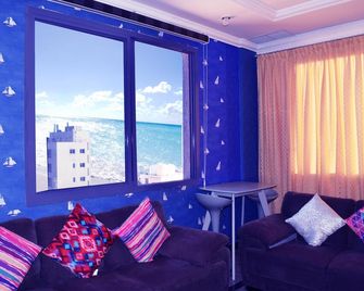 ليدرز بلازا السالمية - مدينة الكويت - غرفة معيشة