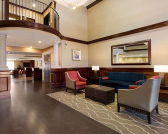 Comfort Suites - North Brunswick - Lobby