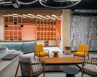 ألوفت كانكون - كانكون - شرفة مرصوفة