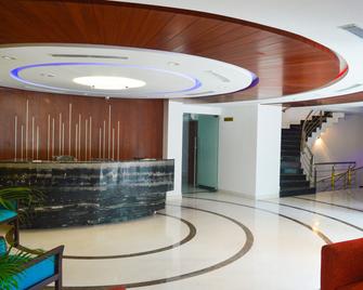 The Royal Comforts - Bengaluru - Front desk
