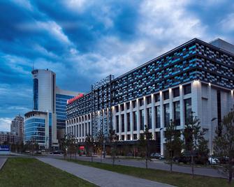 Hilton Garden Inn Astana - אסטנה - בניין